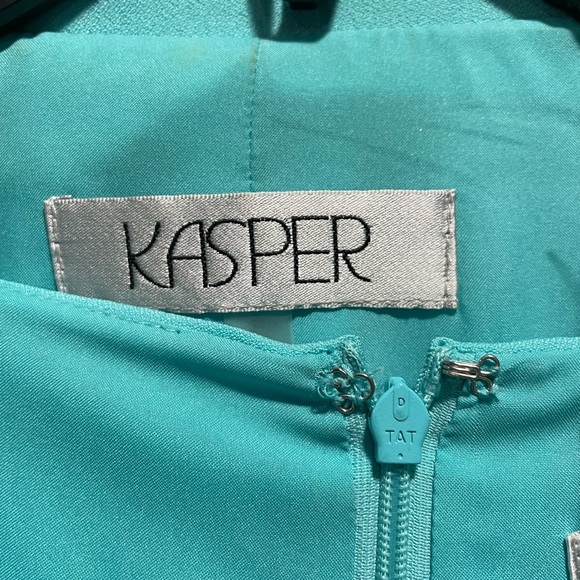 Kaspar tailored dress, matching jacket in stunning turquoise. - Picture 6 of 7